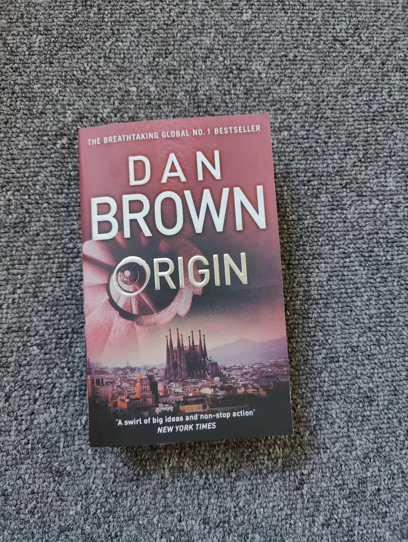 Dan Brown könyv 
